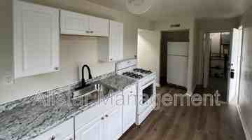 featured image of 936 S Central Dr