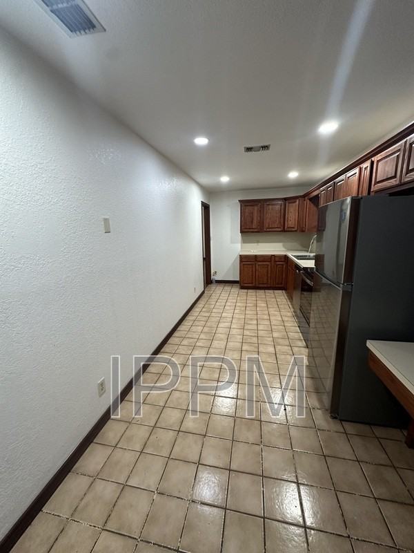 5408 Guava Dr - Photo 5 of 16