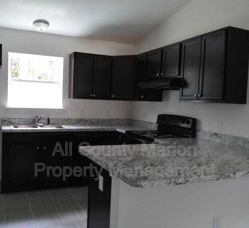 5933 Nw 59th Ct - Photo 2 of 8