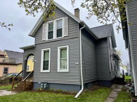 1011 1009/1 Superior Ave - Photo 1 of 1