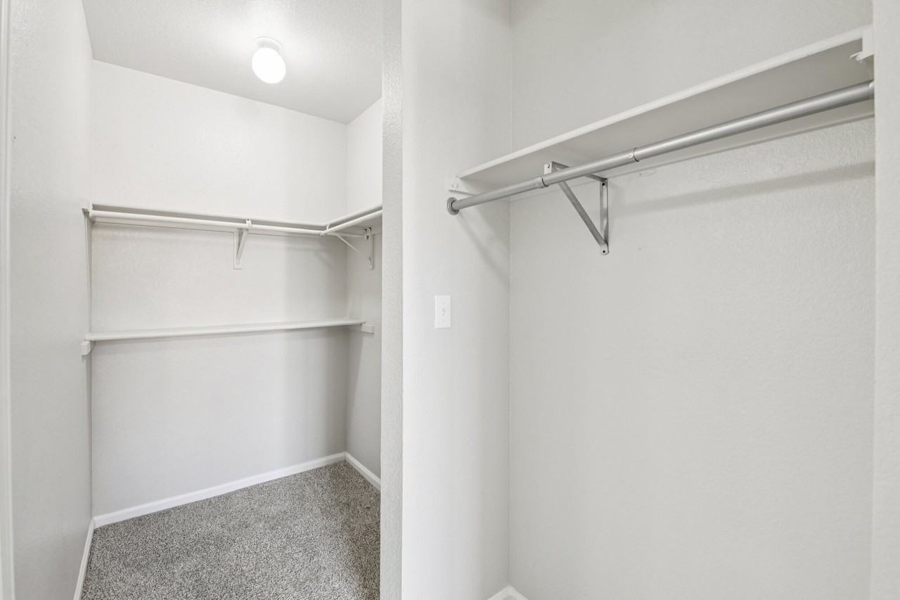 Creekstone Apartments - Photo 7 of 12
