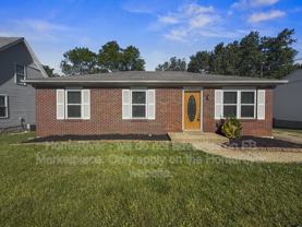 12426 Somerset Dr - Photo 1 of 1