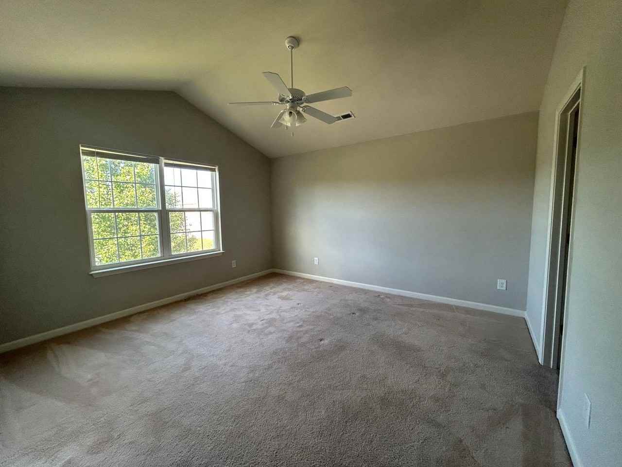 1895 Park Meadow Cir - Photo 6 of 13