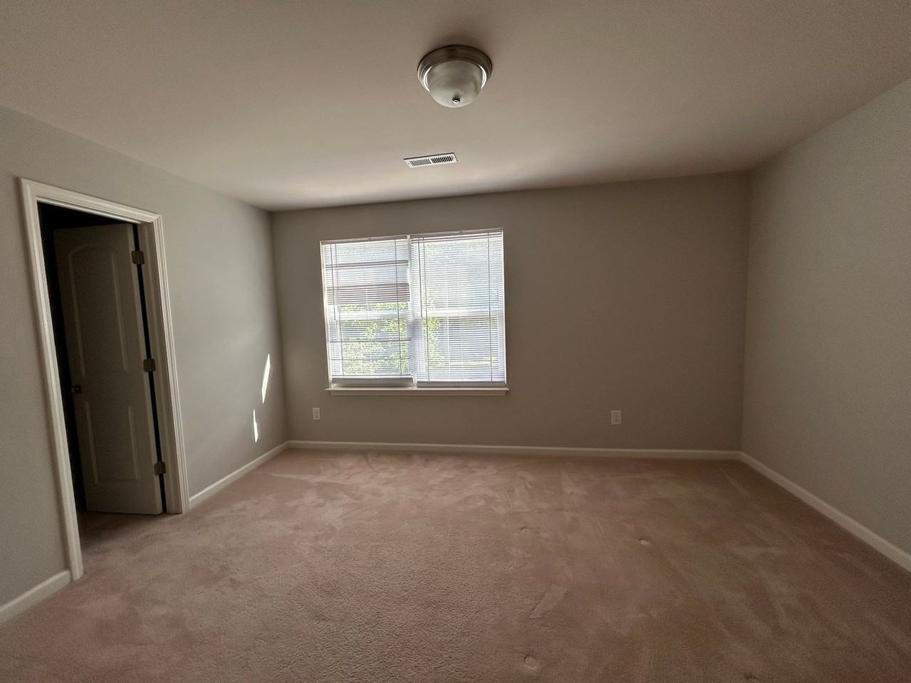 1895 Park Meadow Cir - Photo 7 of 13