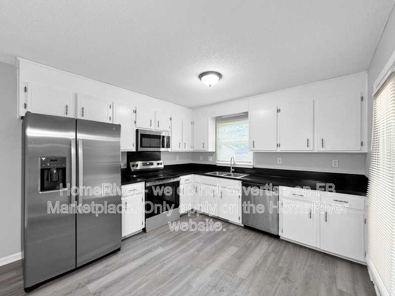 505 Caswell Ave - Photo 4 of 21