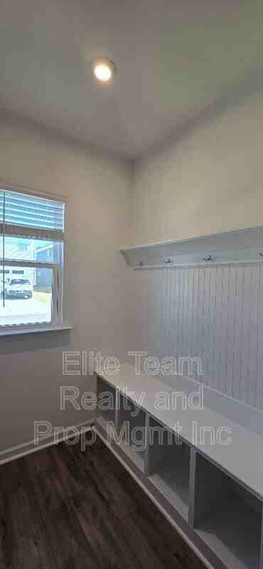 13033 Garren View Ln - Photo 7 of 24