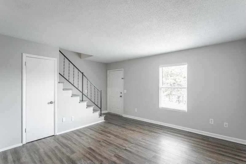 4405 Delashmitt Rd #12 - Photo 3 of 27