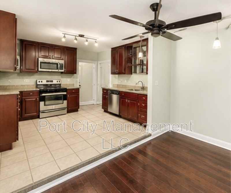 1201 Union Ave - Photo 3 of 26