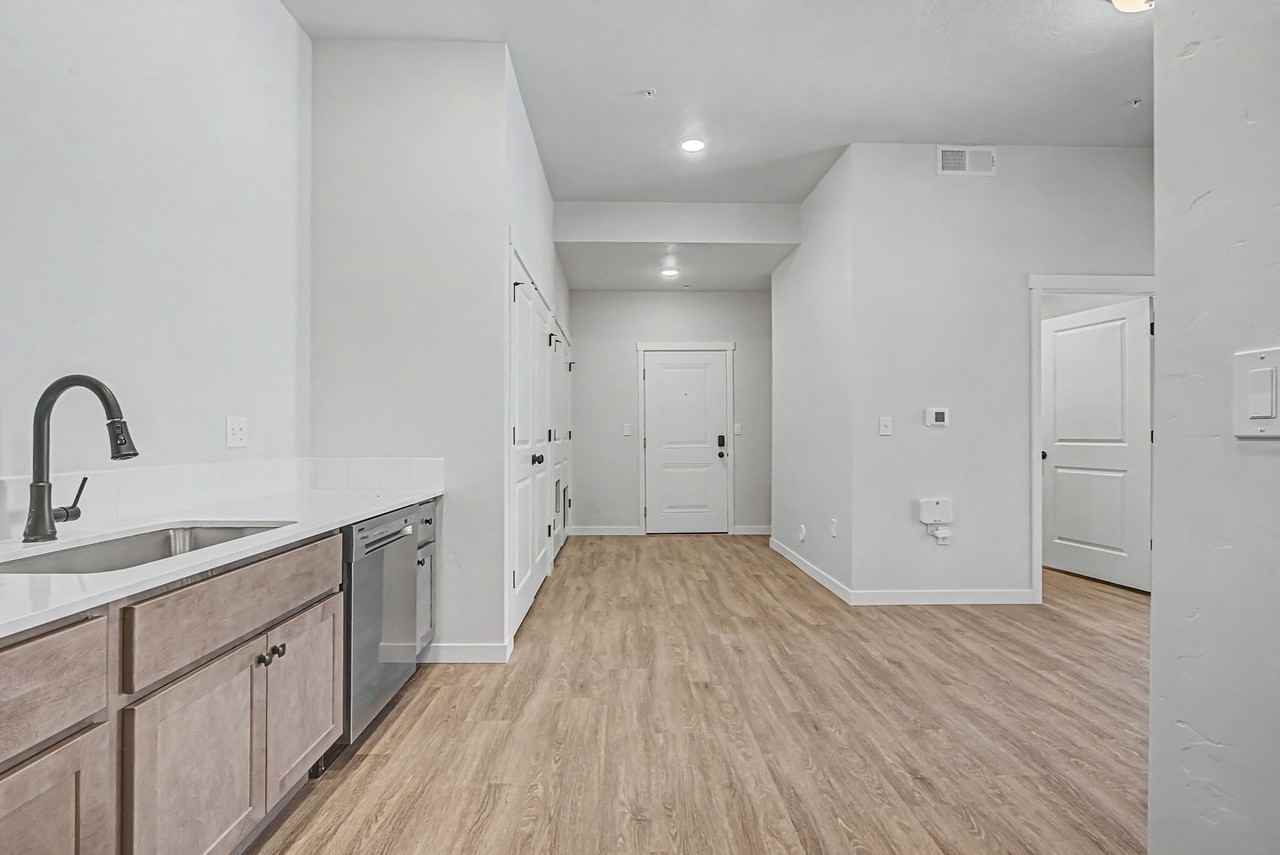 The Flats at Laguna Farms in Nampa - Photo 5 of 50