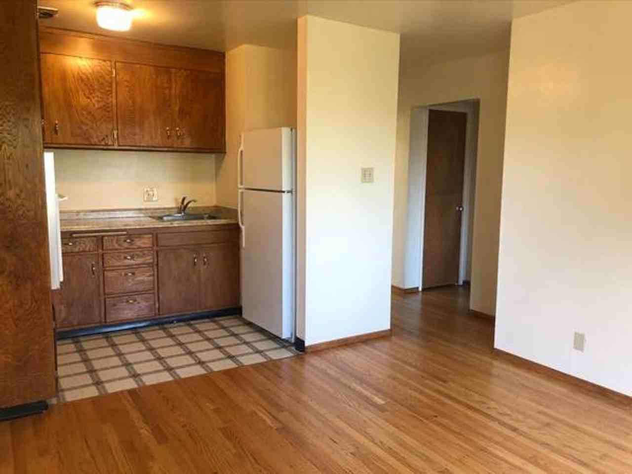 2540 Benvenue LLC - Photo 3 of 16