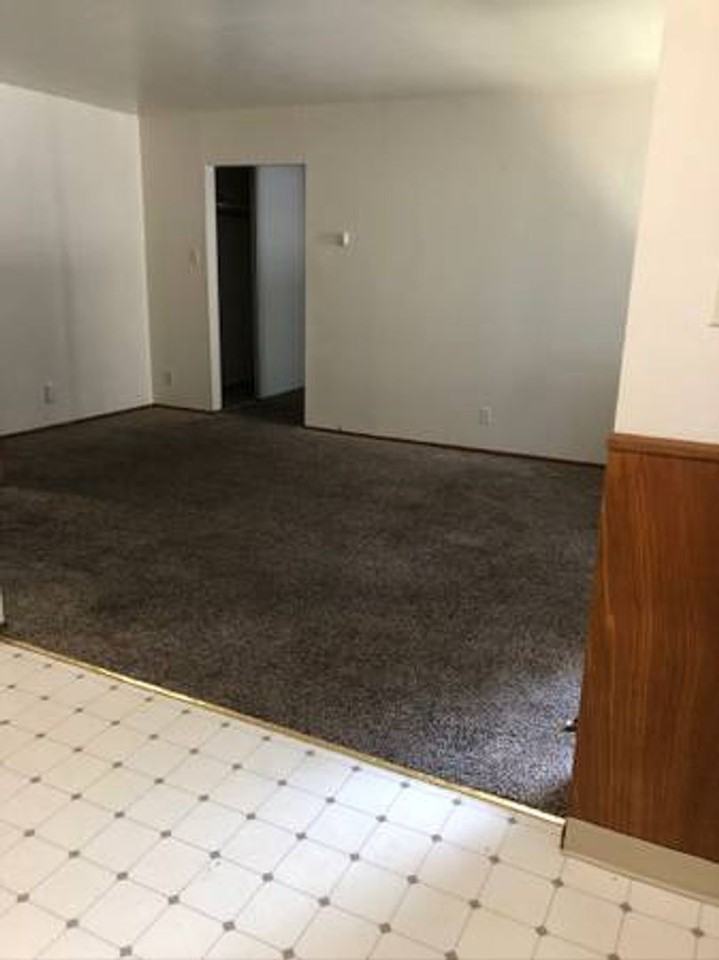 2540 Benvenue LLC - Photo 6 of 16