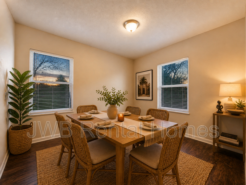 1149 W 28th St - Photo 5 of 14