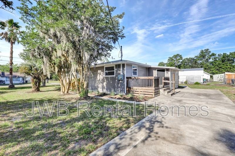 275 Claremore Ave - Photo 2 of 22