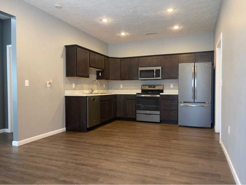 204 Carey St #2304APT4 - Photo 2 of 11