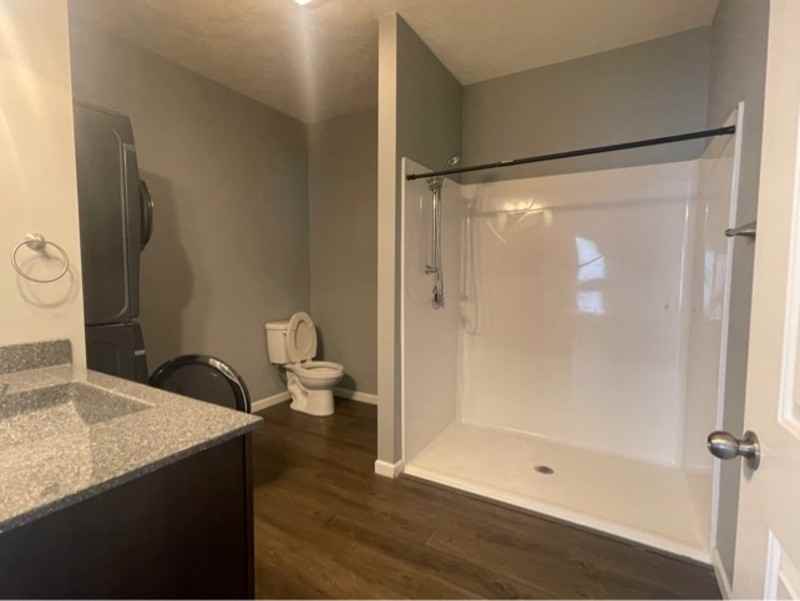 204 Carey St #2304APT4 - Photo 3 of 11
