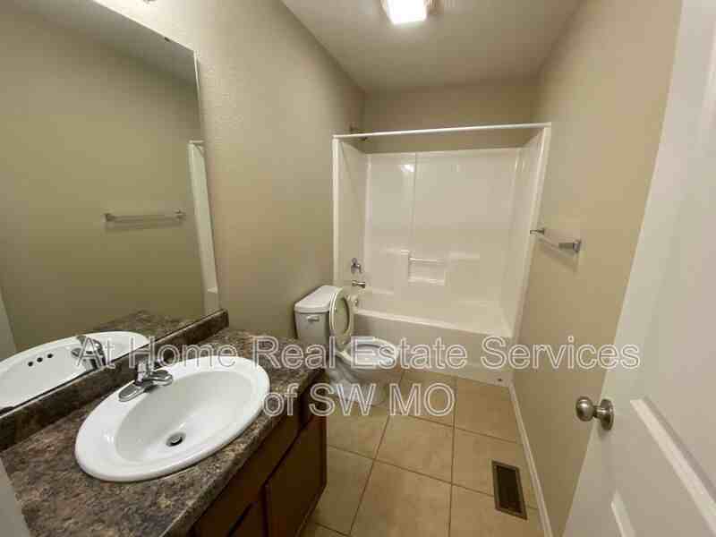 3124 W Golden Valley Ct - Photo 7 of 12
