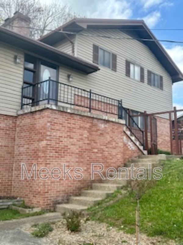1118 Montrose Dr