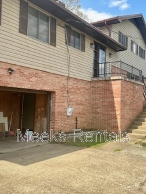1118 Montrose Dr - Photo 2 of 26