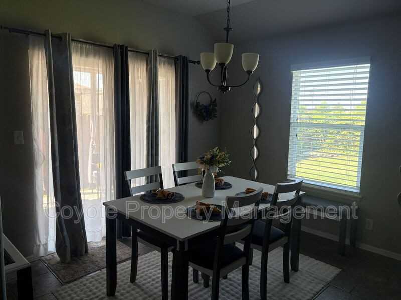 11208 N 146th East Ave - Photo 5 of 19