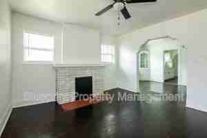 featured image of 4929 Avenue R