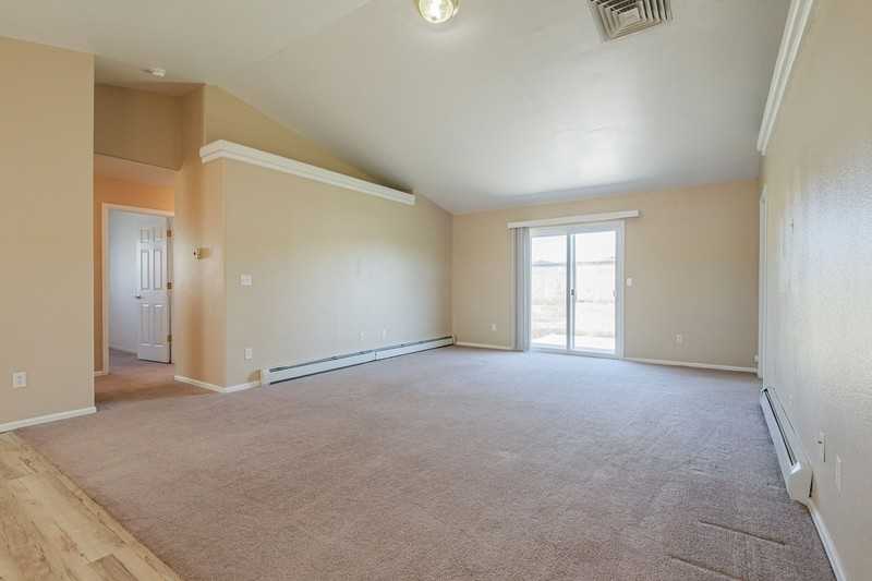 1469 Sagittarius St - Photo 6 of 10