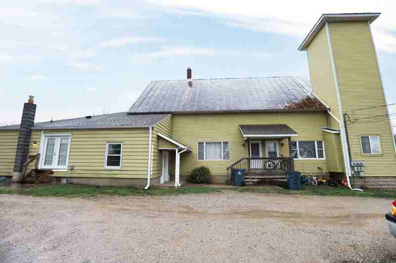 6901 Hammond Ave Se #C - Photo 2 of 14