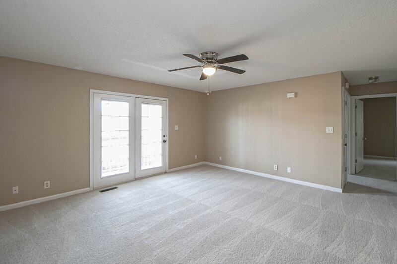 378 378 #C - Photo 2 of 21