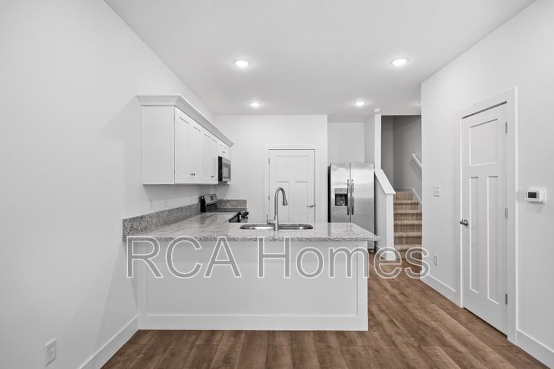 2739 Guilford Ave - Photo 2 of 11