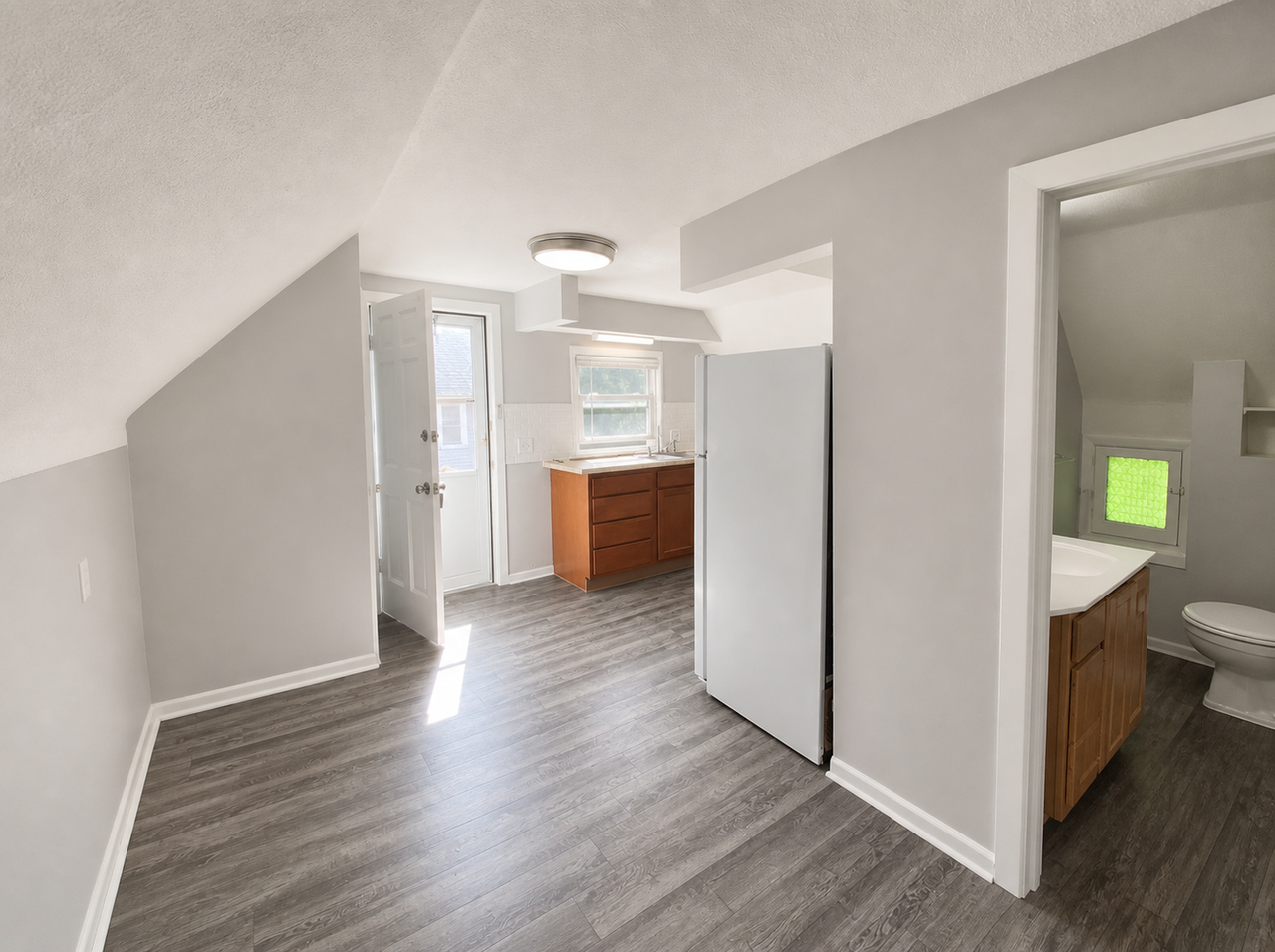 3104 Coit Ave Ne - Photo 3 of 12
