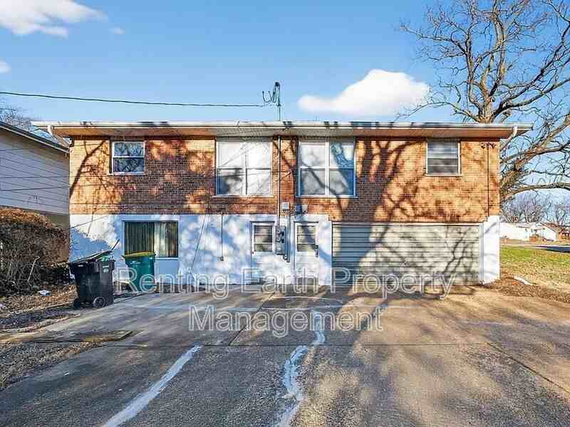 8908 Scottdale Ave - Photo 4 of 19