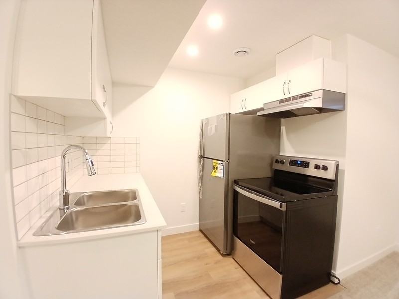 1954 209 St Nw - Photo 2 of 13
