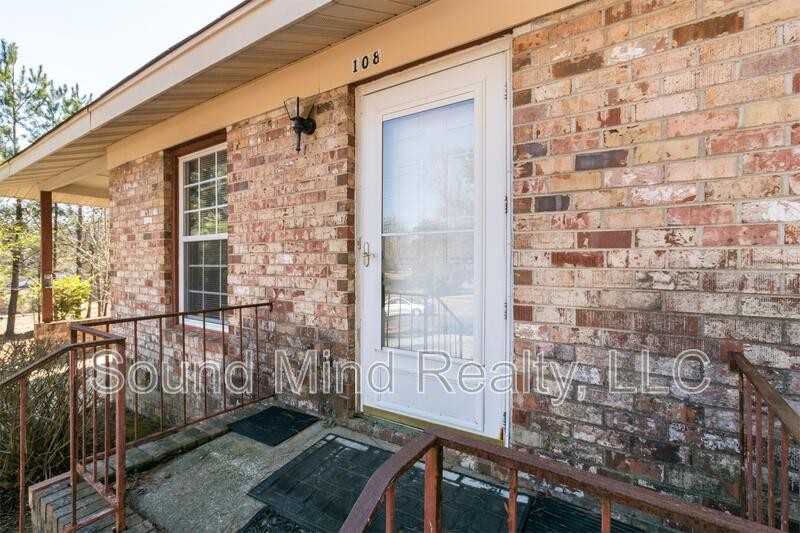 108 Forestwood Dr - Photo 2 of 20