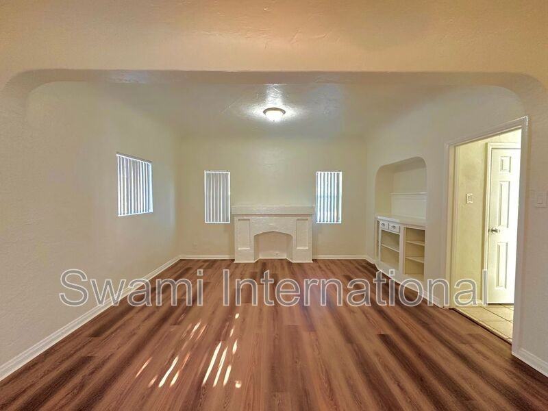 2080 Chestnut Ave - Photo 5 of 35