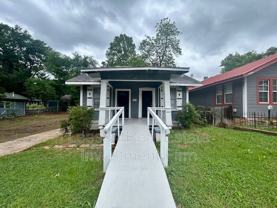 3022 Lillian St - Photo 1 of 1