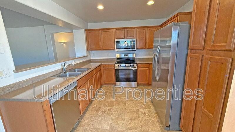 24934 W Dove Trl
