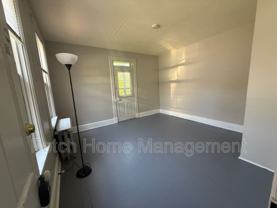 911 E King St - Photo 1 of 1