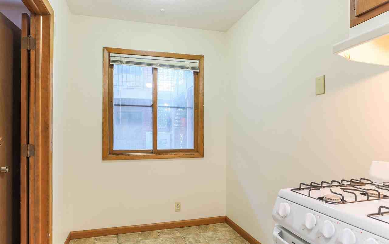 5006-08 California St - Photo 5 of 14