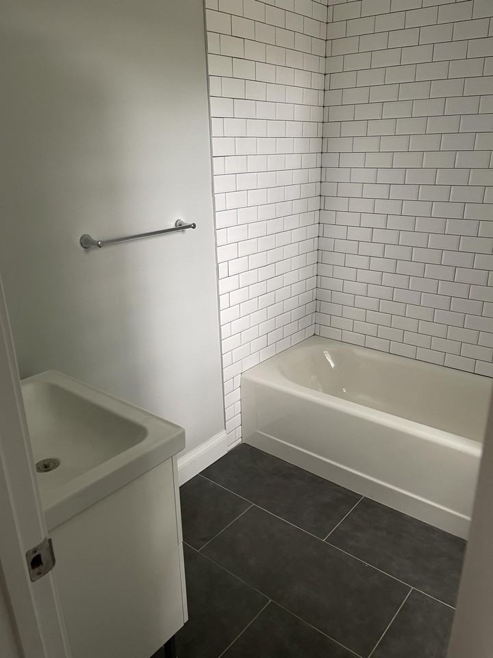 Park Avenue 3406 - Photo 5 of 12
