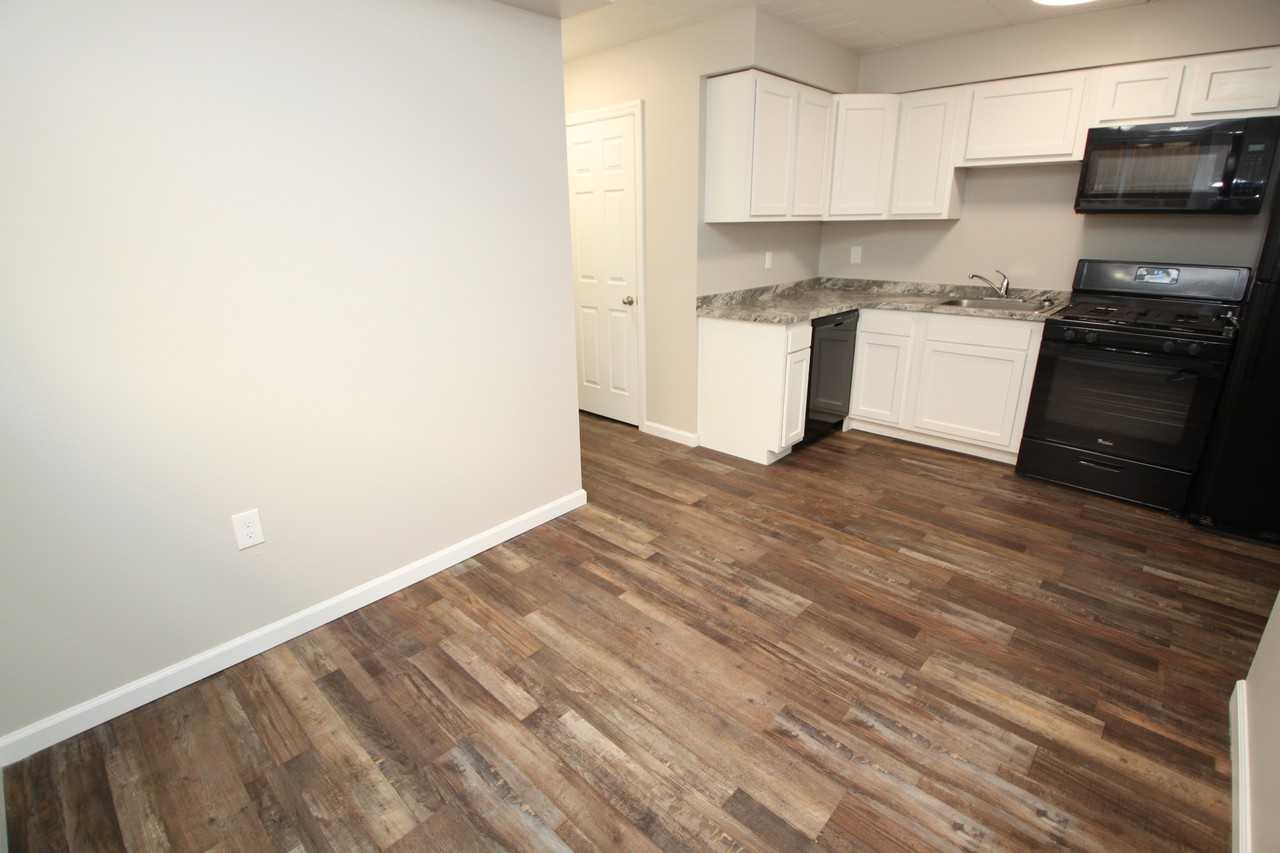 444 ORCHARD AVENUE -- 311 - Photo 3 of 9