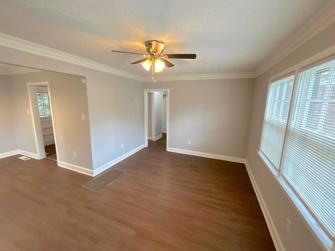 4315 Leatherwood Ave - Photo 7 of 13