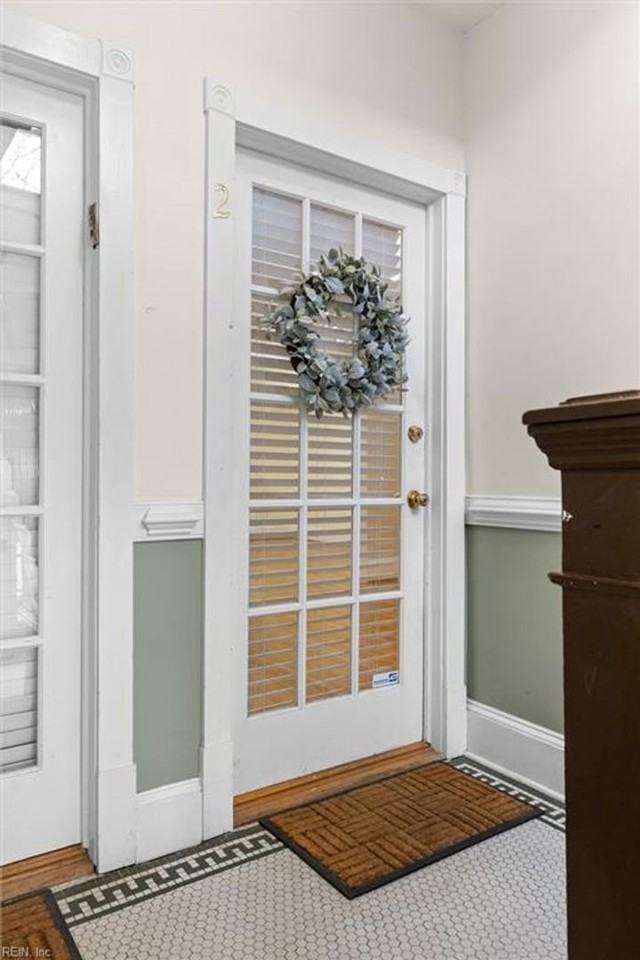 736 W Princess Anne Rd #102 - Photo 5 of 22