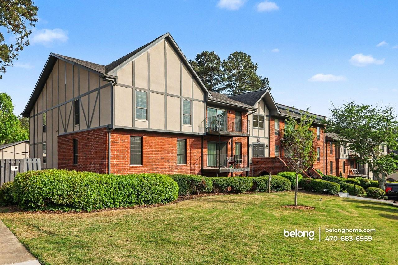 6851 Roswell Rd Ne #O26 - Photo 2 of 33