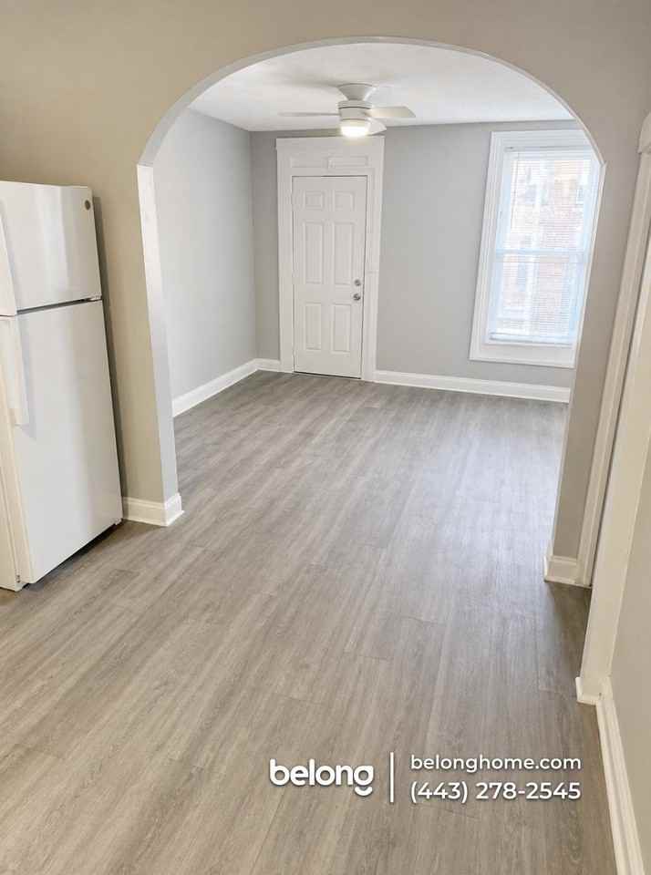 1111 W Lombard St - Photo 7 of 9