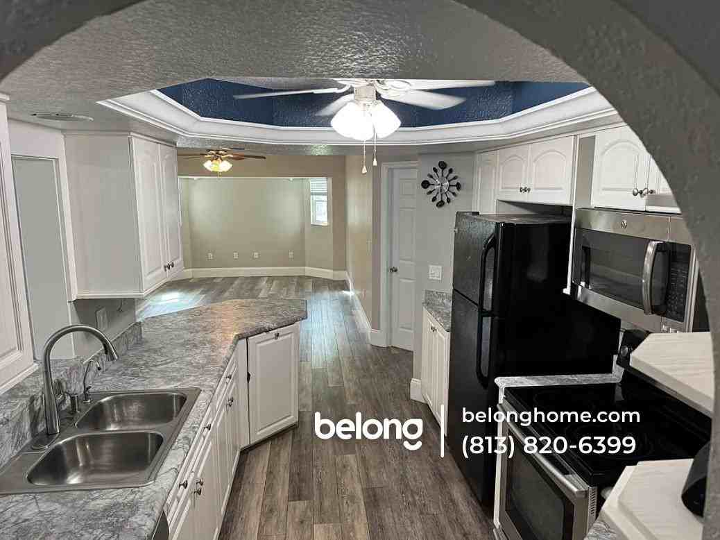 17030 Kellog Ave - Photo 4 of 15