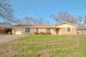 featured image of 1212 Tulane Dr