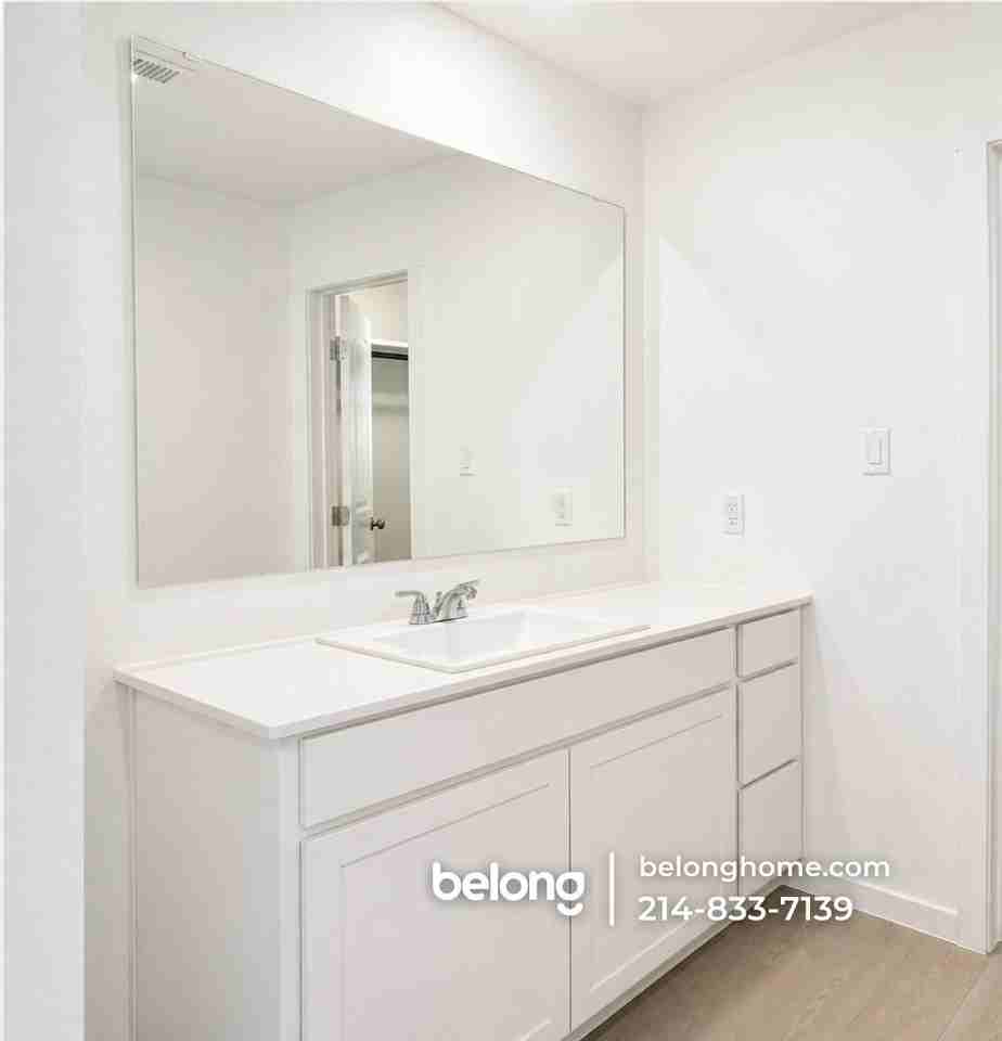 3121 Campeiro Ave - Photo 4 of 7