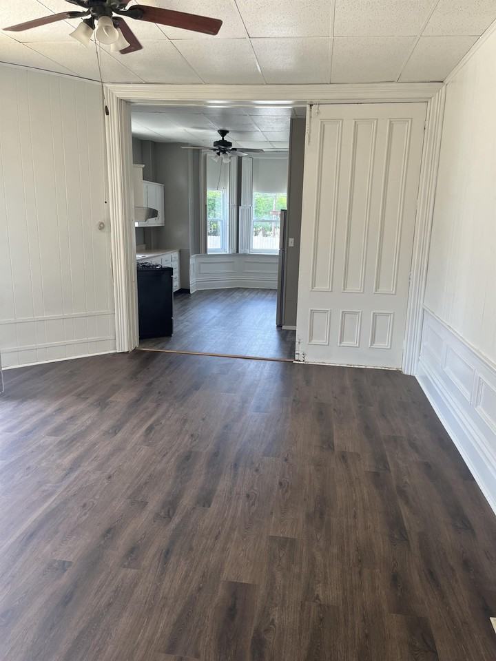 445 N Grant Street - Photo 2 of 12