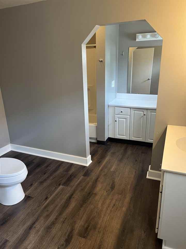 445 N Grant Street - Photo 4 of 12