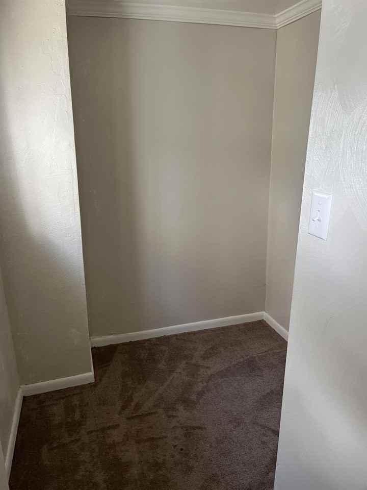 445 N Grant Street - Photo 7 of 12