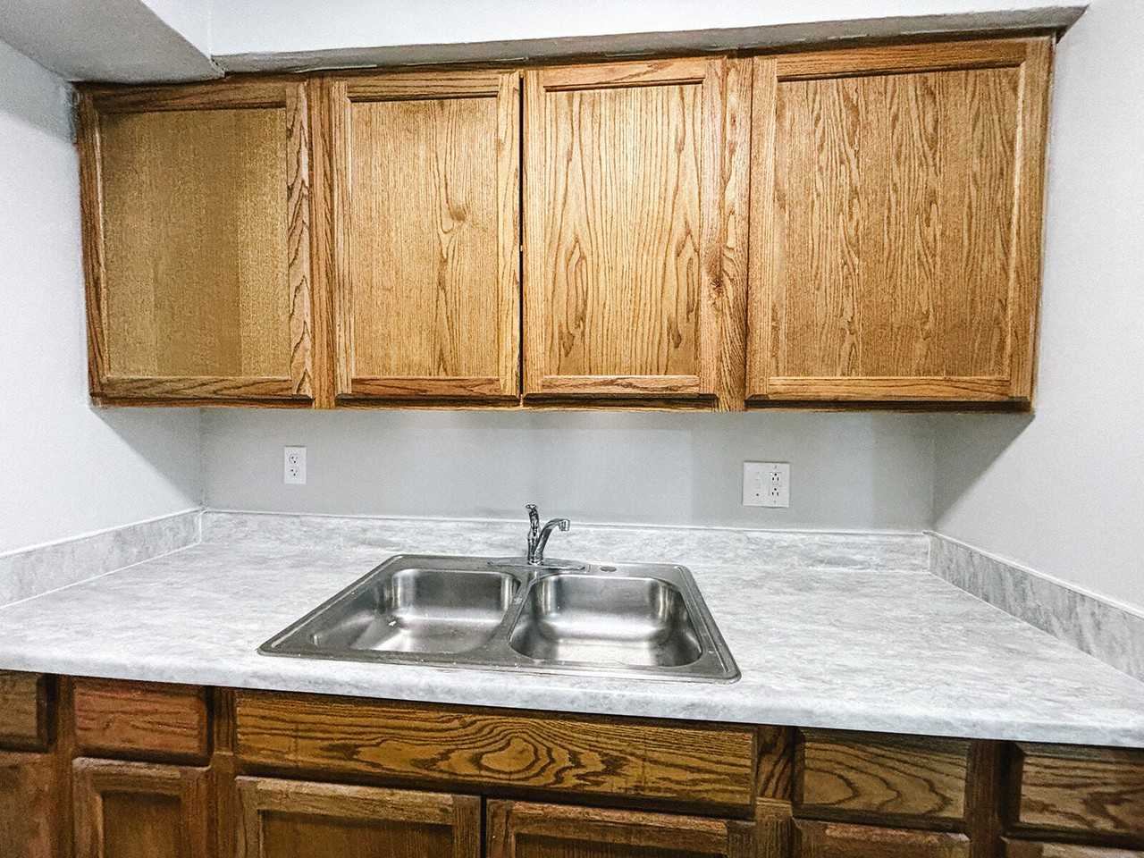 2680 Montana Avenue - Photo 2 of 18